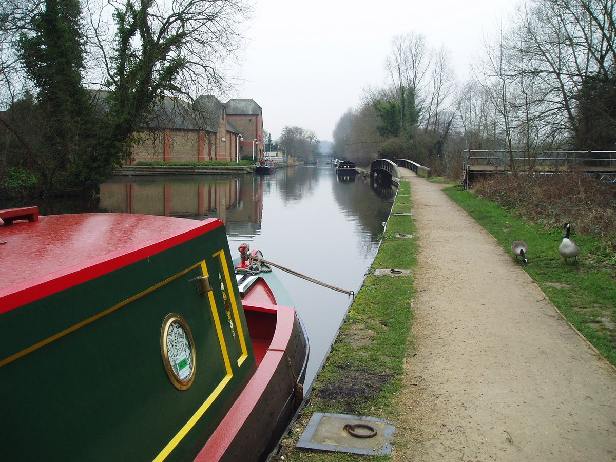 retired_tom's tweet photo. My photos from #February 2005

#CanalRiverTrust #GrandUnionCanal #Batchworth #Rickmansworth #ChessLock #Lock #Bridge #Narrowboat #Reflections 

#Canals &amp; #Waterways can provide #Peace &amp; #calm for your own #Wellbeing #Lifesbetterbywater #KeepCanalsAlive https://t.co/qFxAAf0ap1