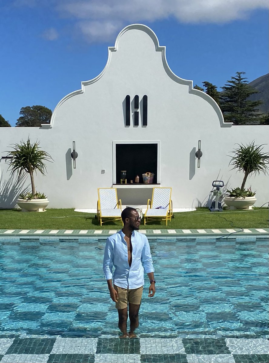 thechidii's tweet photo. Currently casting new episodes for my travel-design series. Check frame 3 for the tea🤭

#invadetheshow https://t.co/CtftYyZs0q