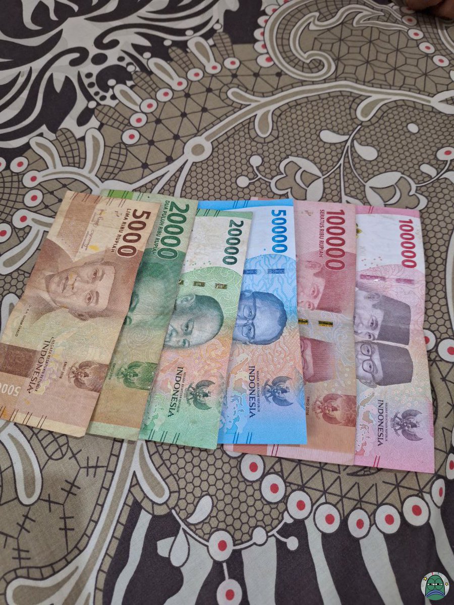 Tanyarlfes tweet media