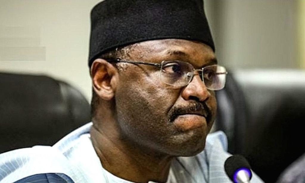 sirvic101's tweet photo. If you ever contributed in forcing 11:59pm on Nigerians, may sorrow never depart from your household. YOU ARE EVIL ! https://t.co/fyAlRJWzM7