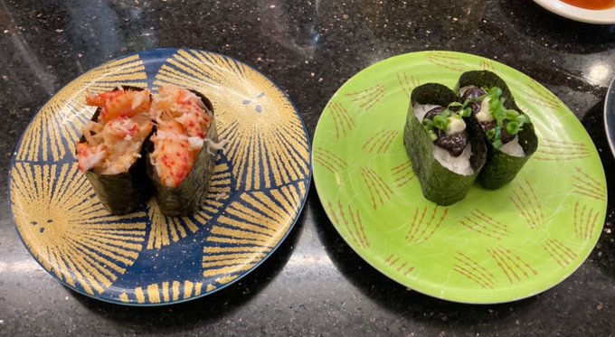 果てならではのお寿司
花咲ガニとめふんの軍艦
花咲ガニの鉄砲汁 