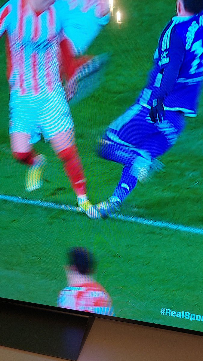 ACarrasco11's tweet photo. @RealOviedo manos arriba https://t.co/yfLUe6fjn6