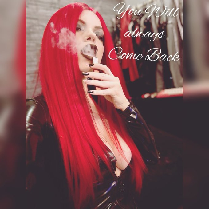 Miss me as a redhead? Hehe https://t.co/jfnIbtQYEc<a href="/tag/latex"class="tags"><span>#latex</span></a><a href="/tag/worship"class="tags"><span>#worship</span></a>