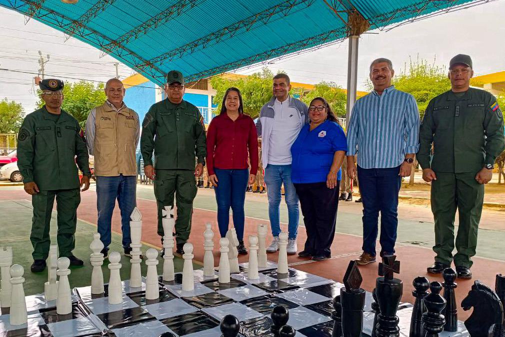 fedezulia_'s tweet photo. Rehabilitación total de la IEE Zulia. Mcpio Maracaibo. Zulia.
Para educación digna dirigida a los niños de la patria
@NicolasMaduro @_LaAvanzadora @ContactoFede @gladysbarretom @penelopelour @CDCEZULIA https://t.co/sPXl1QtcM3