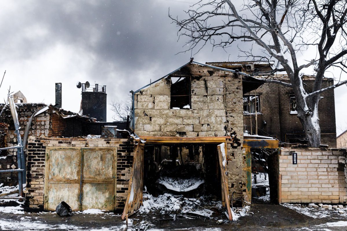 kvistp's tweet photo. X is forcing people to delete tweets about this attack in Kharkiv, Ukraine today, where civilian people burned to death in their homes due to Russian terrorist drones....
So we better share it some more!
#RussiaIsATerroristState
Kyiv Independent article.
https://t.co/bb1htIusX4 https://t.co/onUih5bFMc