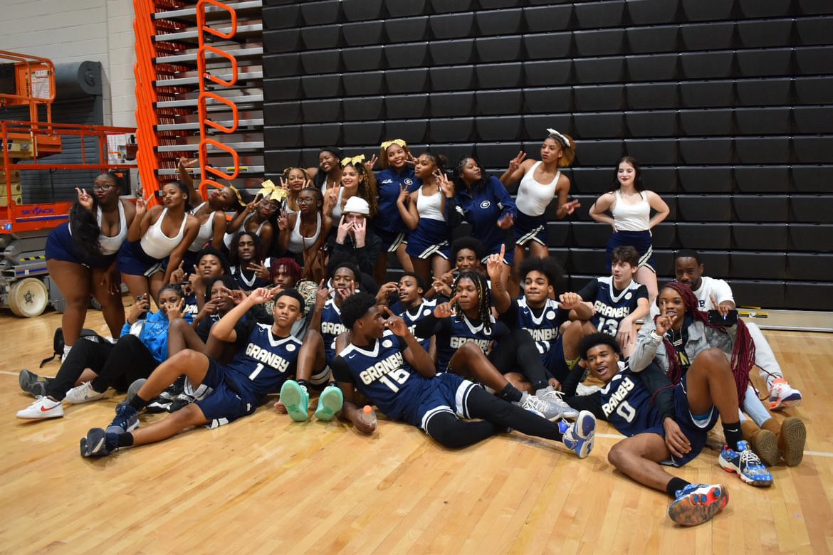 Herb5BG's tweet photo. Man what a season for my JV boys finished 12-4!!! So excited for this next chapter  #ProudCoach #GranbyComets ☄️ #JustGettingStarted ❤️🏀 https://t.co/OD8qwohUs9