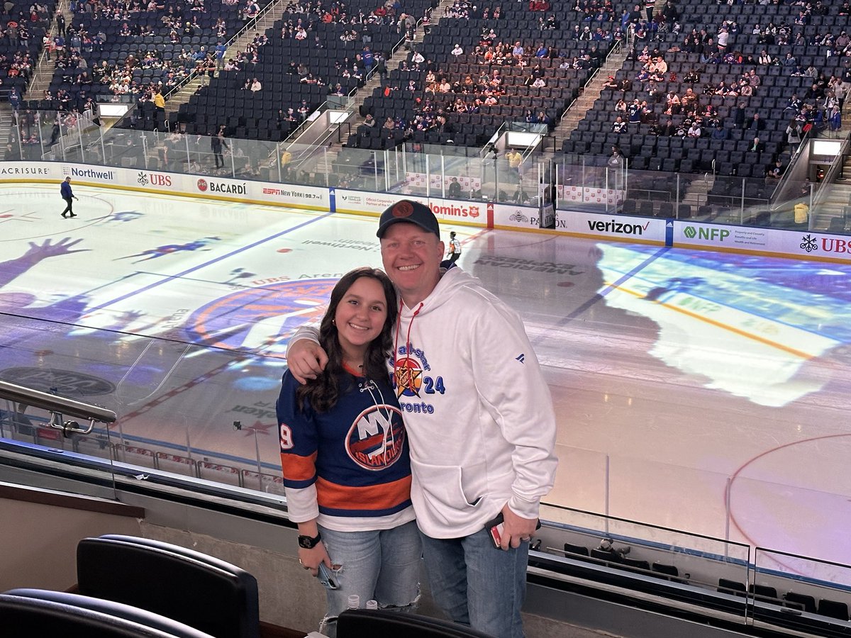 PatrickKlocek's tweet image. Let’s goooo!!!! #nyislanders #isles ⁦@NYIslanders⁩