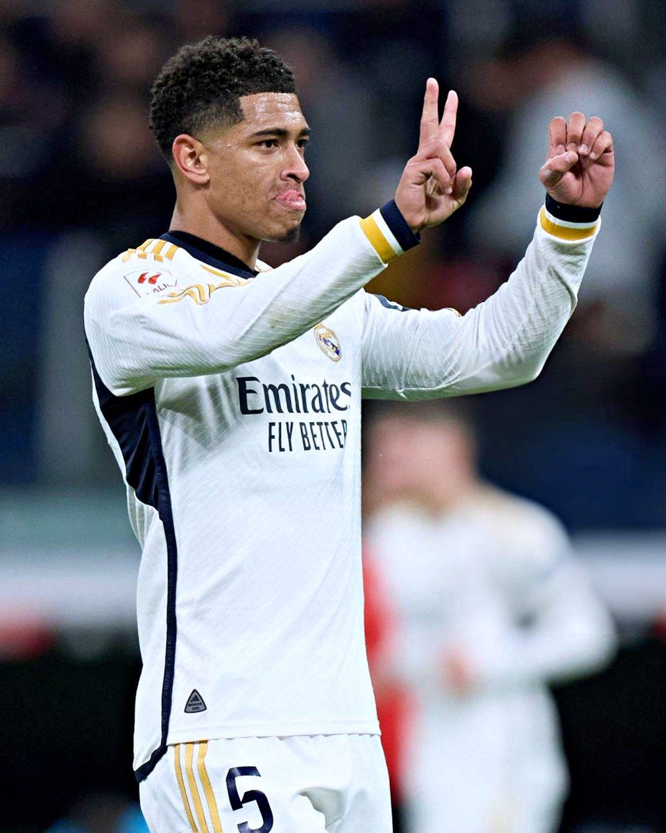 Bellingham chegou já aos 20 golos pelo Real Madrid. Os 100 milhões de euros mais baratos de sempre 🌟