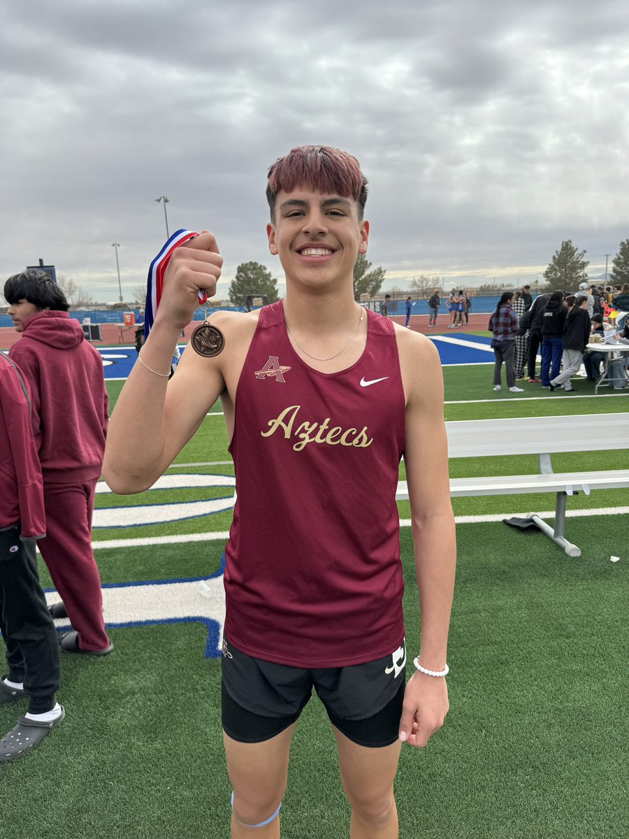 <a href="/Adrian_M1481/">Adrian Macias</a> takes 3rd in Varsity 110 hurdles! Okay!!! 🏃‍♂️
<a href="/Coach1Martinez/">Frank Martinez</a> <a href="/EDAztecs_HS/">Patricia Pedroza</a> <a href="/klopez_EDHS/">Kristen Lopez</a> <a href="/CoachCpat_JHM/">Cedric Patterson</a> <a href="/CoachRamirez__/">Dominique Ramirez</a> <a href="/Coach_Soto5/">Angel Soto</a>