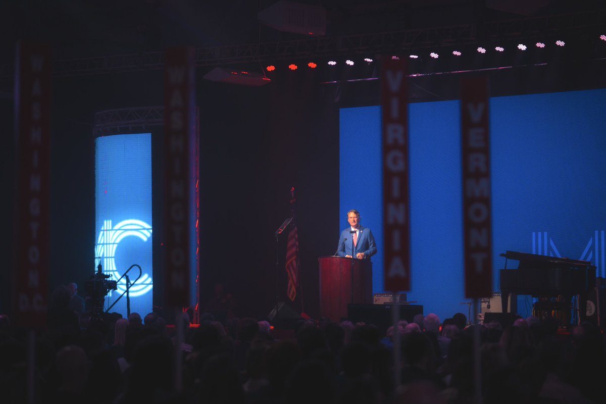 Glenn Youngkin tweet media