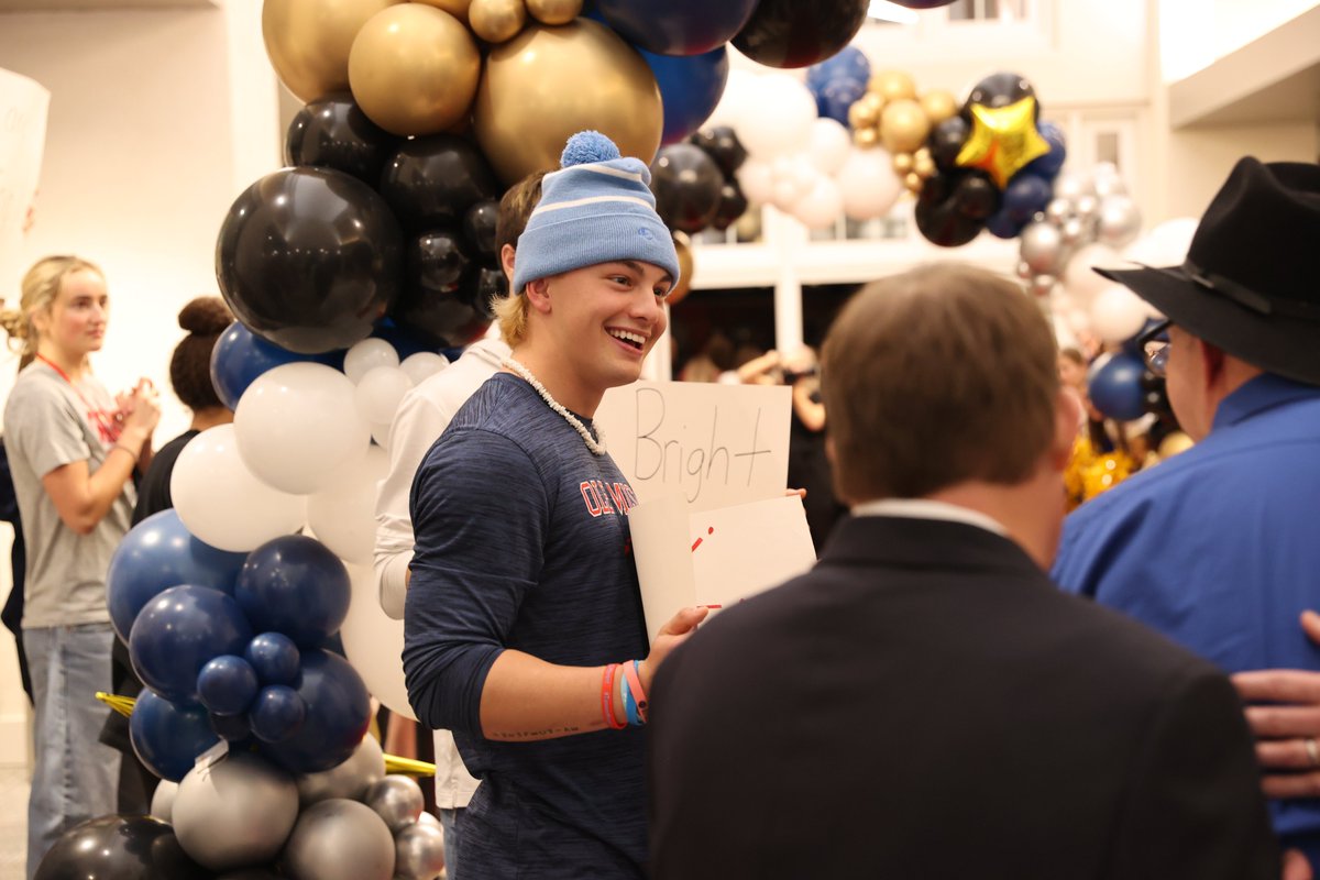 Everyone looked incredible yesterday at Night to Shine 🤩