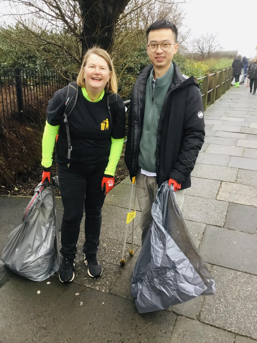 Amazing team of volunteers 💪💪💪 And loved working with You a PhD student at Newcastle university, today ❤️ #litter #keepbritaintidy #lovewhereyoulive