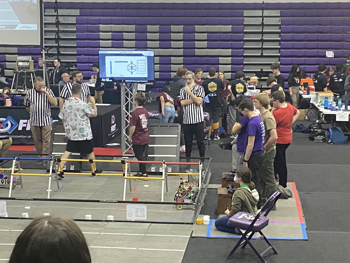 CogswellSFT's tweet photo. Ravens have 3 teams representing at the FIRST Tech Challenge at Piper High School today!  Let’s go!!!  @OlatheEngineer https://t.co/ddPhluFK9F