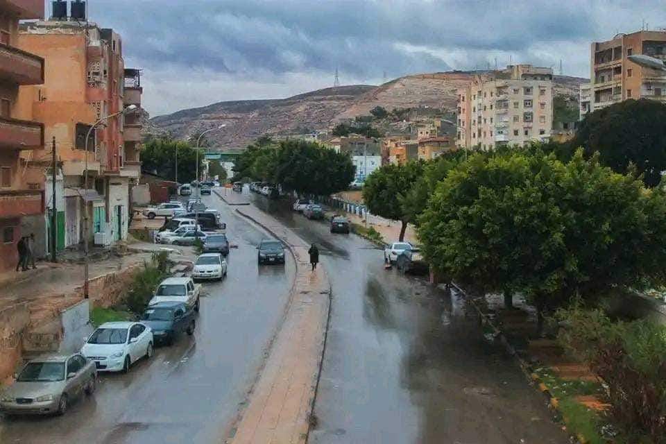 aledresei's tweet photo. وما كنتُ أهوى الدَّارَ إلا بأهلِها.. 
على الدَّارِ بعد الرَّاحلينَ سَلامُ 💔
#درنتنا https://t.co/auYhgnC5Ia