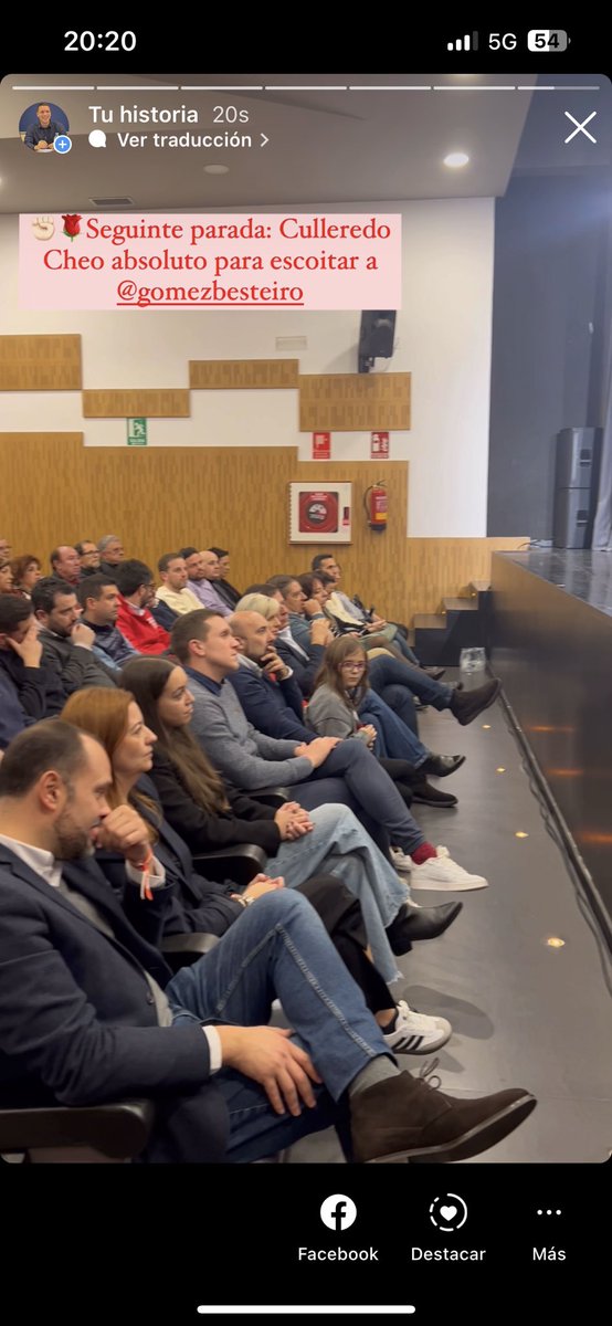 AitorBouza's tweet photo. ✊🏻🌹Culleredo sona a ilusión, forza e cambio.

Sala abarrotada para arroupar ao que será o vindeiro Presidente da Xunta.

Somos a forza do cambio e o #18f mudaremos Galicia da man de @jrgomezbesteiro 

#DestaVai #VotaPSdeG #VotaBesteiro https://t.co/wtdyzjY9L0