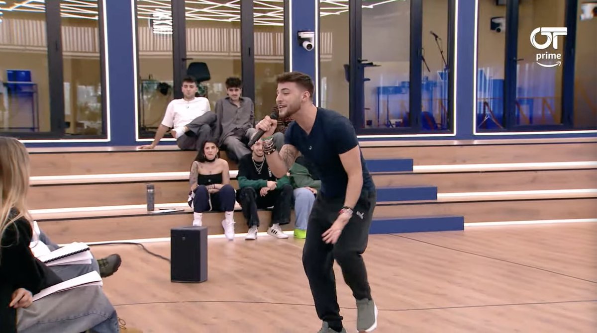 OT_Oficial's tweet photo. Es el turno de Lucas que nos canta "MARIPOSA TECKNICOLOR" de @FitoPaezMusica 🦋 ¿Conocíais esta canción? 😍👉🏻 https://t.co/ol35IEn0yW 🎶 #OTDirecto10F https://t.co/KDP8s74JOY