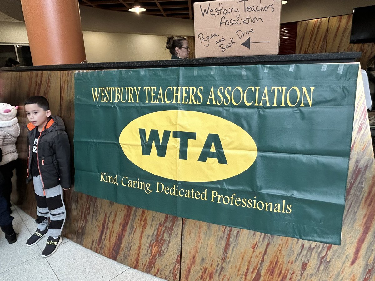 WestburyTA's tweet photo. The Westbury Teacher’s Association is giving away pajamas and books at the Yes We Can Center in North Hempstead.  We will be here to 12:00 today.  Perfect was to “Cuddle up and Read” this winter season. https://t.co/qwvO4ntMjv