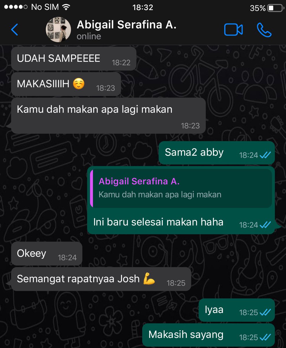 halcyinn's tweet photo. 24O. untung ga keselek ya bi https://t.co/JkFrRDrVXI