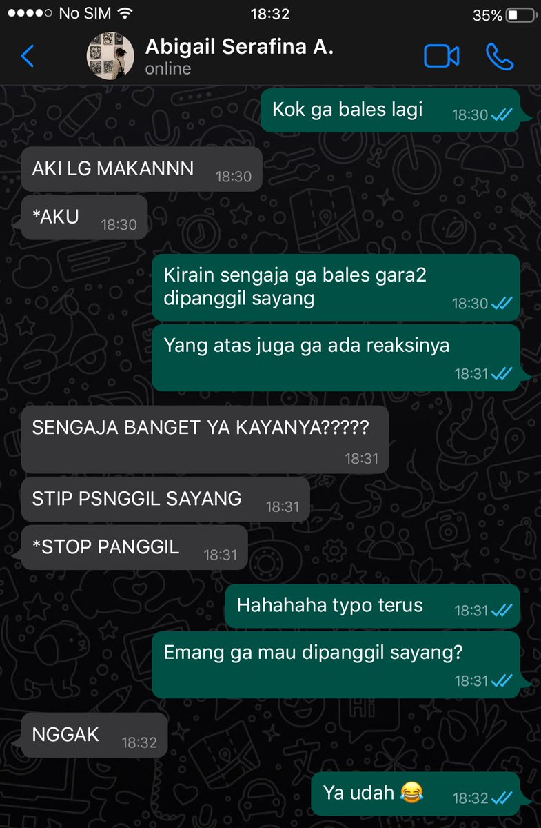 halcyinn's tweet photo. 24O. untung ga keselek ya bi https://t.co/JkFrRDrVXI