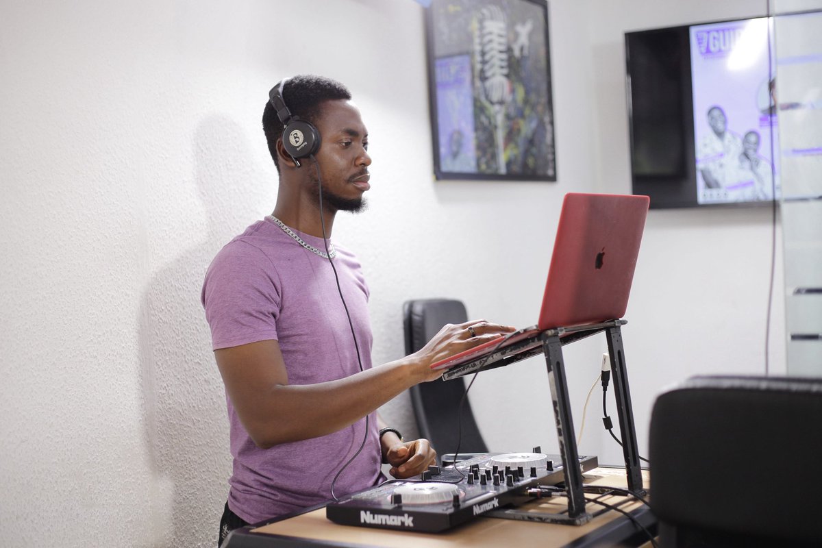 Classicdeejayy's tweet image. Happy Saturday 
#EntertainmentGuide