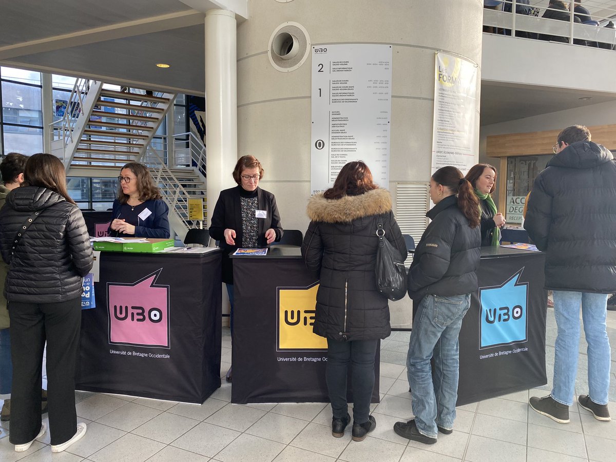 Première journée #portesouvertes de l’UBO aujourd’hui 📸 petit tour à l’ <a href="/IUTQuimper/">IUT de Quimper</a> et au Pôle universitaire Pierre-Jakez Hélias
#postbac #visite #orientation