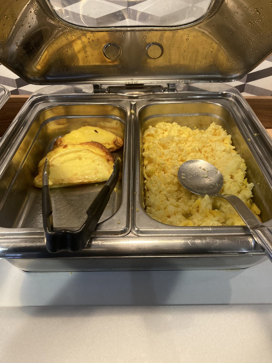 _TaylorThomas14's tweet photo. You know it’s baseball season when the hotel wet eggs are back 

@bigdonkey47 @CespedesBBQ https://t.co/5uXDyKgUzw