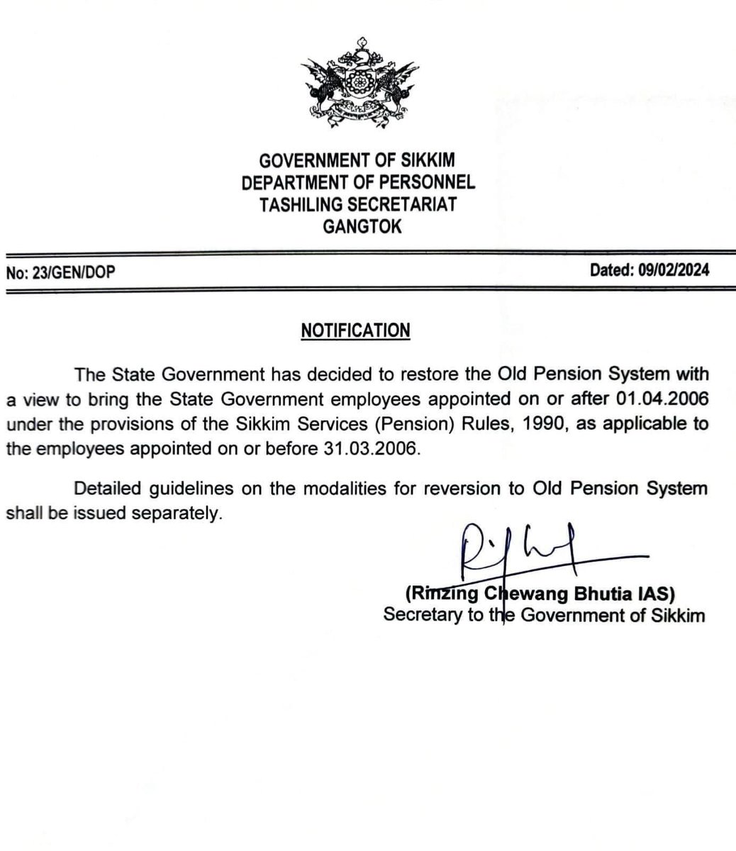 जुनी पेन्शन पूर्ववत लागू करणारे सिक्कीम ठरले सहावे राज्य... NPS योजना ही कर्मचाऱ्याचे भविष्य धोक्यात टाकणारी योजना आहे. हे सिक्कीम राज्याला समजले मग महाराष्ट्र शासनाला कधी समजेल...  <a href="/mieknathshinde/">Eknath Shinde - एकनाथ शिंदे</a>  साहेब  राज्यात जुनी पेन्शन लागू करा. <a href="/Dev_Fadnavis/">Devendra Fadnavis</a> <a href="/AjitPawarSpeaks/">Ajit Pawar</a> #VoteforOPS