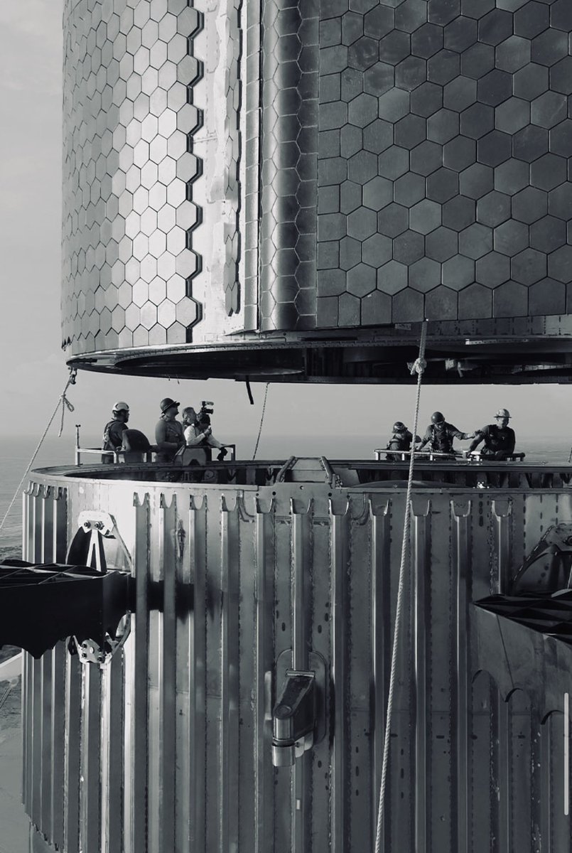 DimaZeniuk's tweet photo. “Engineering is magic made real”

 - Elon Musk https://t.co/mL1V90xRpu