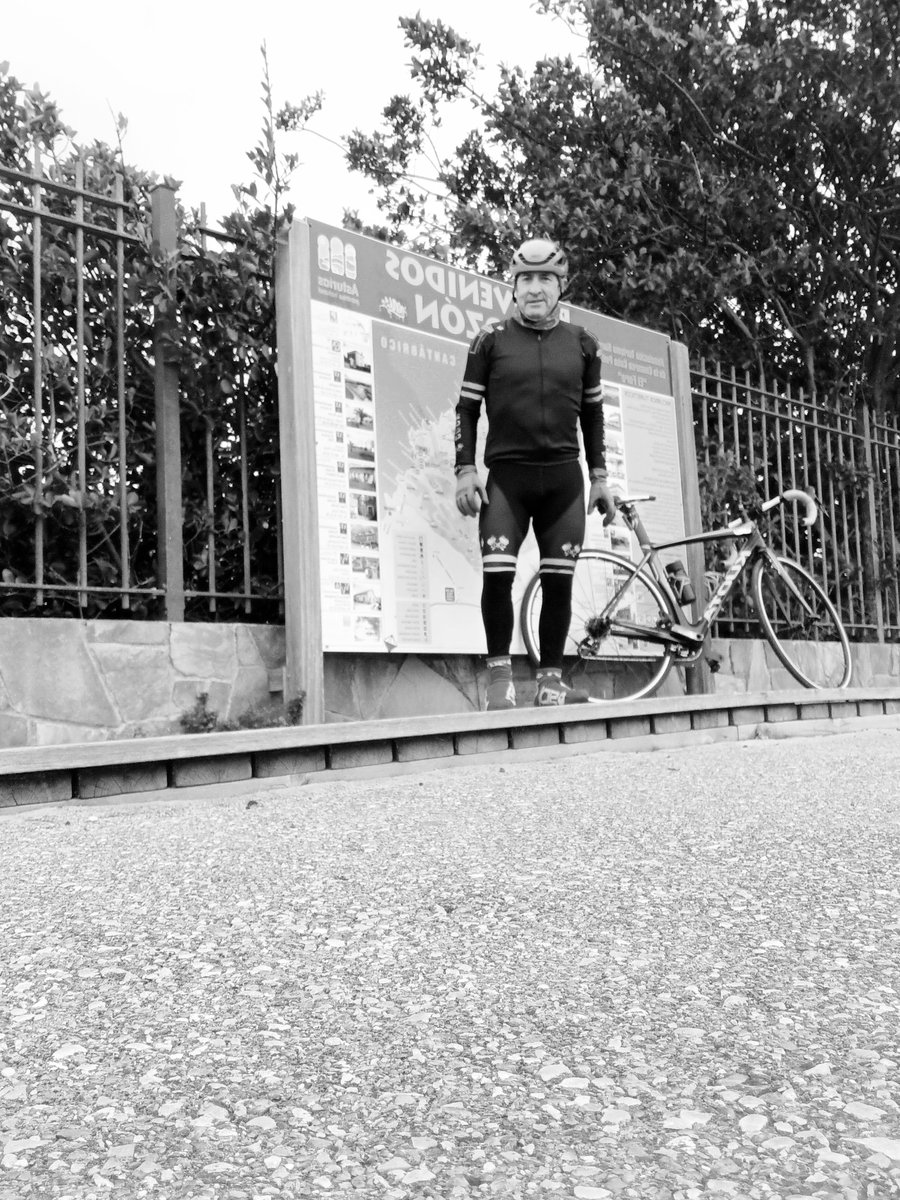joseaureliobarb's tweet photo. Cabo Peñes 🚴‍♂️👍😉👌🌬💚 https://t.co/NH5xvuIbhS
