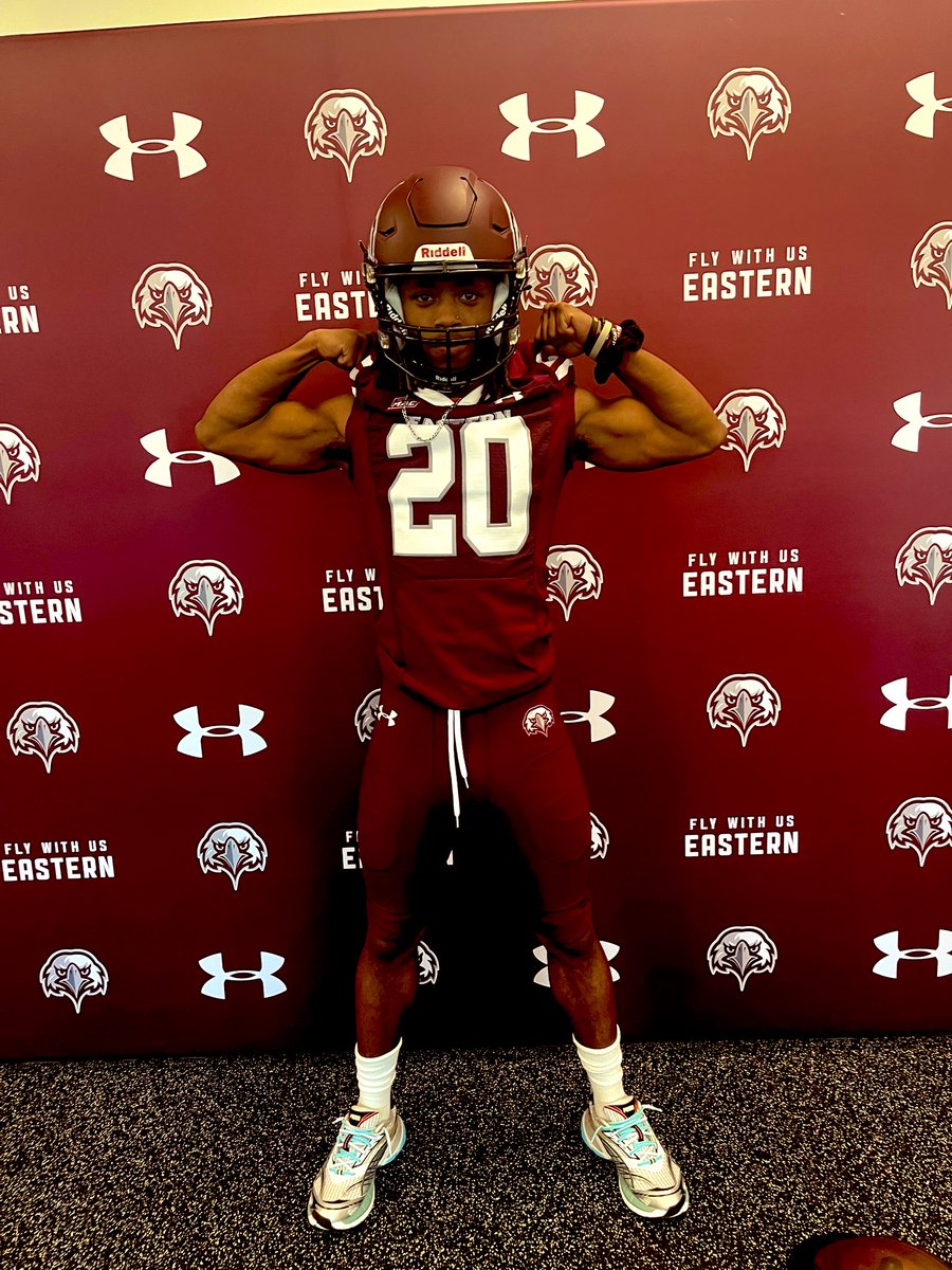 _elijahquinn's tweet photo. Thank you for the visit yestarday @EUEaglesFB @dluke54  i had a great time out there! https://t.co/WvH7d9BgWF