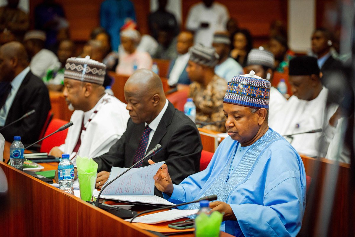 atikuabagudu's tweet photo. Alongside H.M. Wale Edun, H.M. @SenatorAKyari, and CBN Gov. @DrYemiCardoso, we appeared before the Joint Senate Committees on Finance, Banking and National Planning to discuss and deliberate on the critical issues affecting the current state of the economy.

Together, we extensively discussed the State of the Economy and the new policies of the Central Bank of Nigeria aimed at improving foreign exchange and easing the difficulties associated with the ongoing economic reforms in the country.

We highlighted the importance of these economic reforms in creating a more prosperous and inclusive society for all Nigerians.

We equally emphasized the commitment of the government in making the lives of the citizens better and delivering the dividends of the Renewed Hope Agenda.