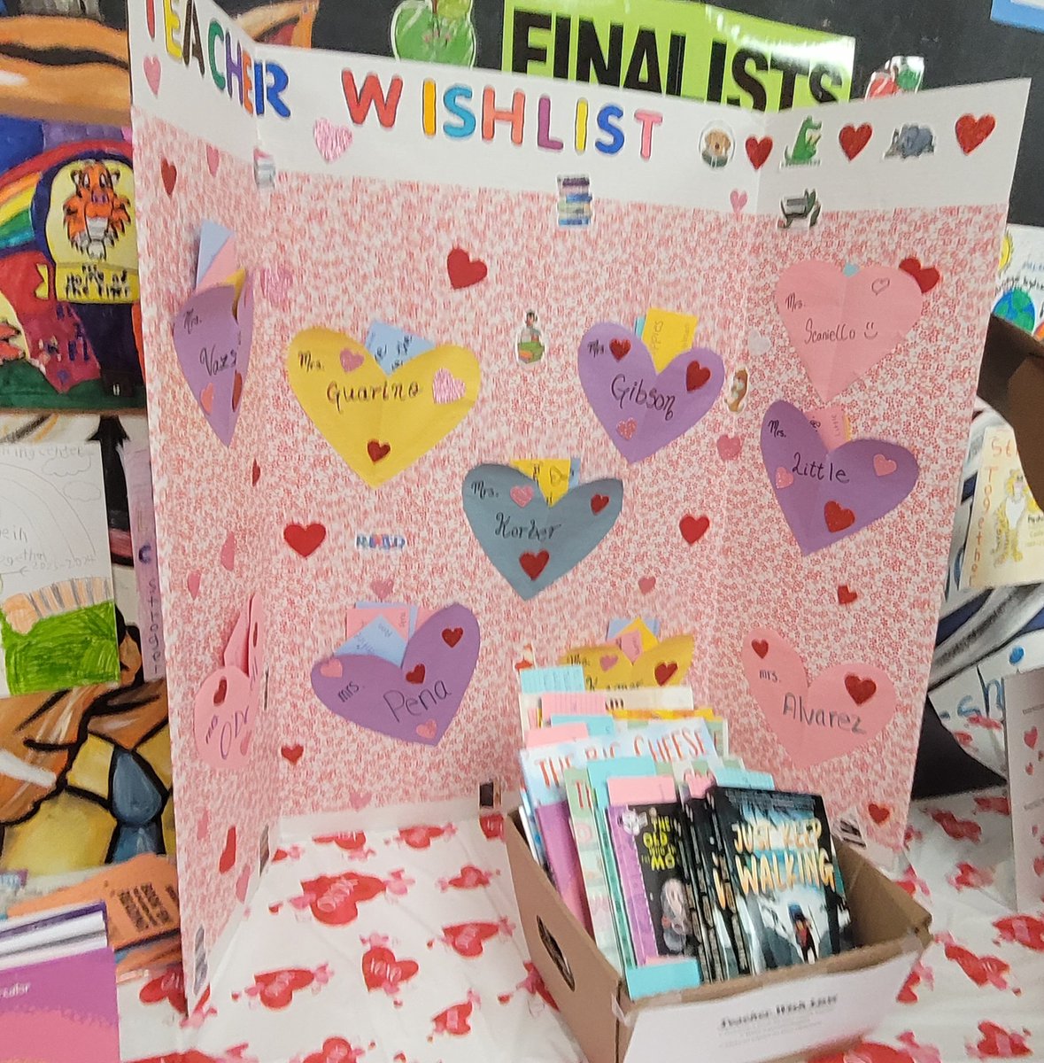 A huge THANK YOU to our <a href="/FLC_PTO/">Freehold Learning Center PTO</a> for another successful Scholastic Book Fair! I love to see students so excited about books! Kudos to our PTO for creating a beautiful Teachers' Wish List corner. 🩵💙💛