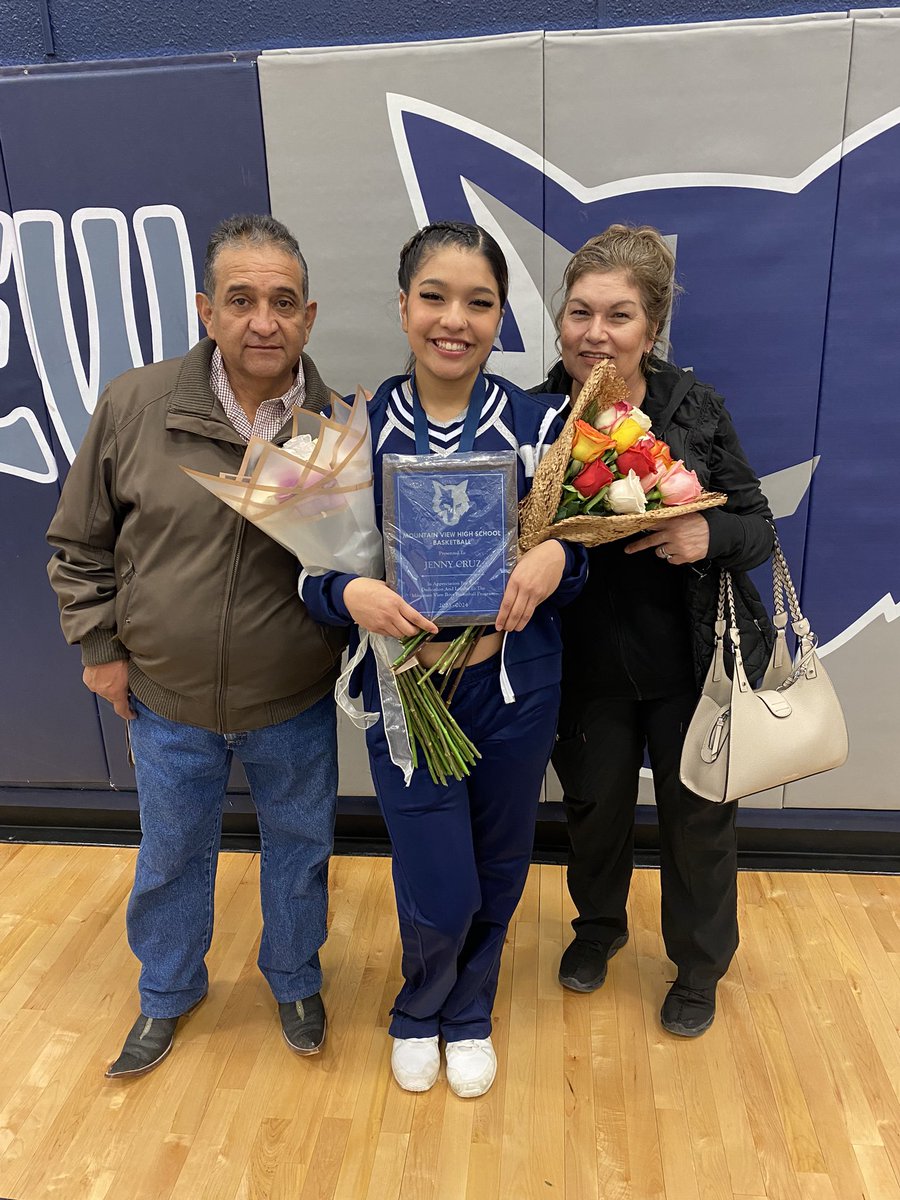 MvhsEnforcement's tweet photo. Basketball Senior Night! Congratulations Law Enforcement Lobos We Are So Excited For Your Future! #lobosforlife #readyfortheworld https://t.co/RSuObZaxID