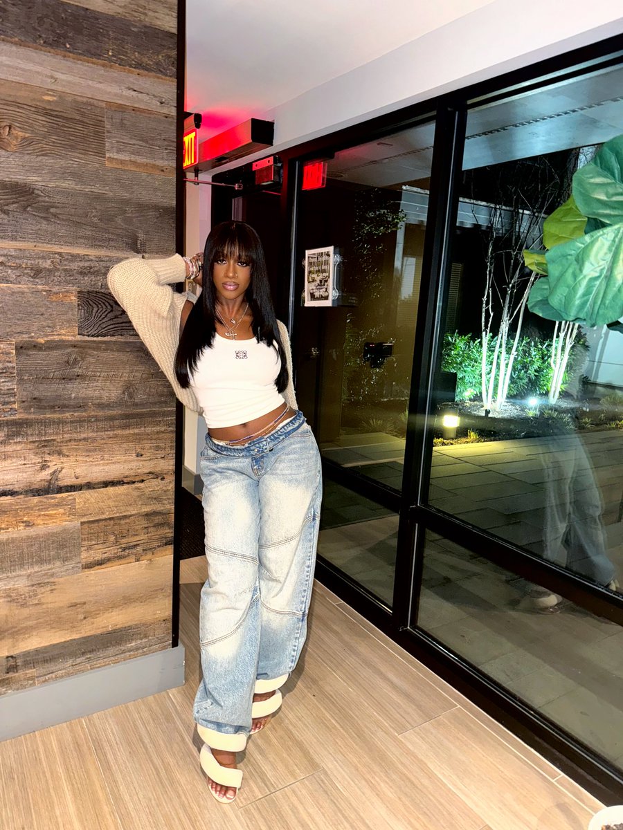 thedanie_p's tweet image. ms.beautiful