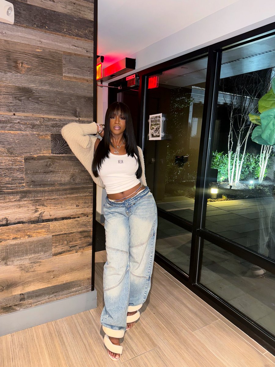 thedanie_p's tweet image. ms.beautiful