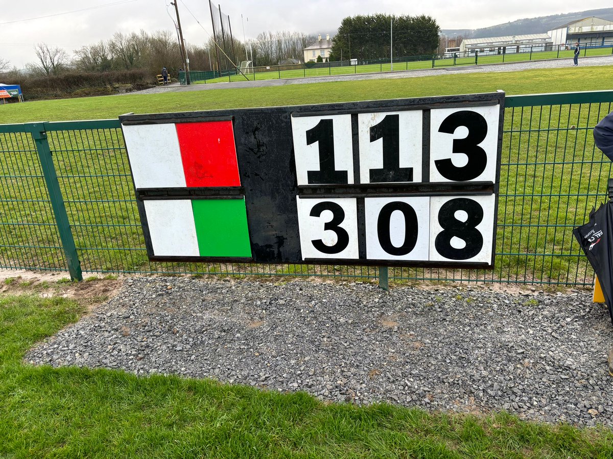 Munster Final of the Junior B All Ireland Hurling Series on Sat 10th Feb at 2.30pm in Páirc Íde Naofa Raheenagh Referee Joe Mullins (An Chláir) Full time Monaleen(Luimneach):1-13(16) Drom & Inch(Tiobraid Árann)p:3-8(17) @clubber @drominch @johnnybkeogh @monaleengaa @LimerickCLG