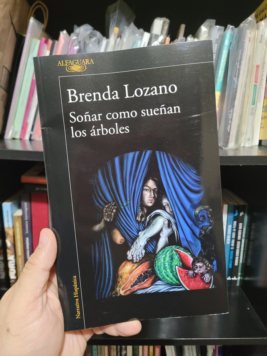 Este mes leemos a Brenda Lozano en el reto Códigos Femeninos. 💟📚 ¿Ya leíste su nuevo libro? 👇🏼