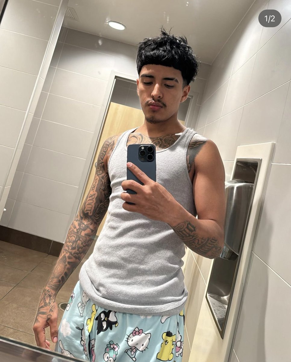 unknownxruiz_'s tweet photo. goodmorming x 😉 https://t.co/HzyvunhnHi