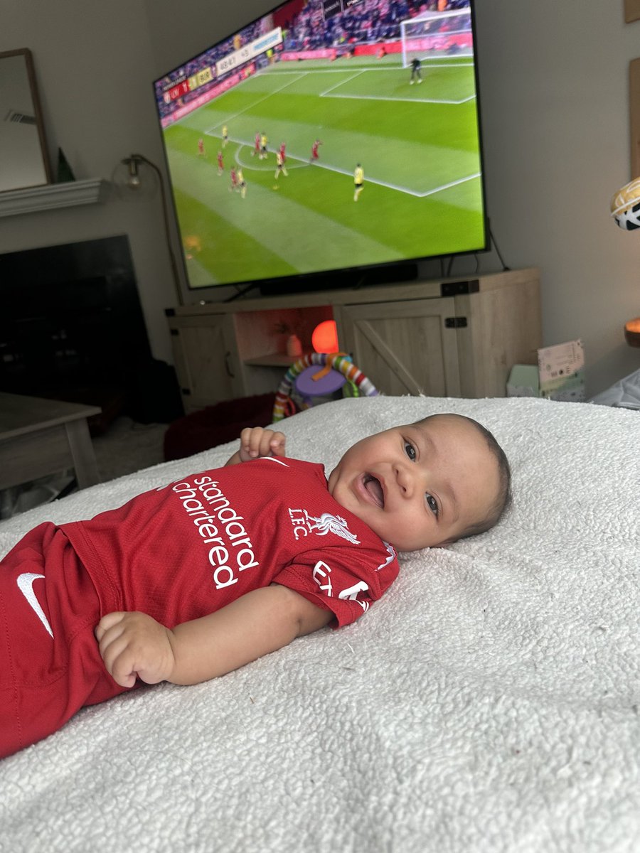 KudaSibz's tweet photo. #MyPLMorning #nbcsports #LFC YNWA @NBCSportsSoccer https://t.co/gOvMYayki8