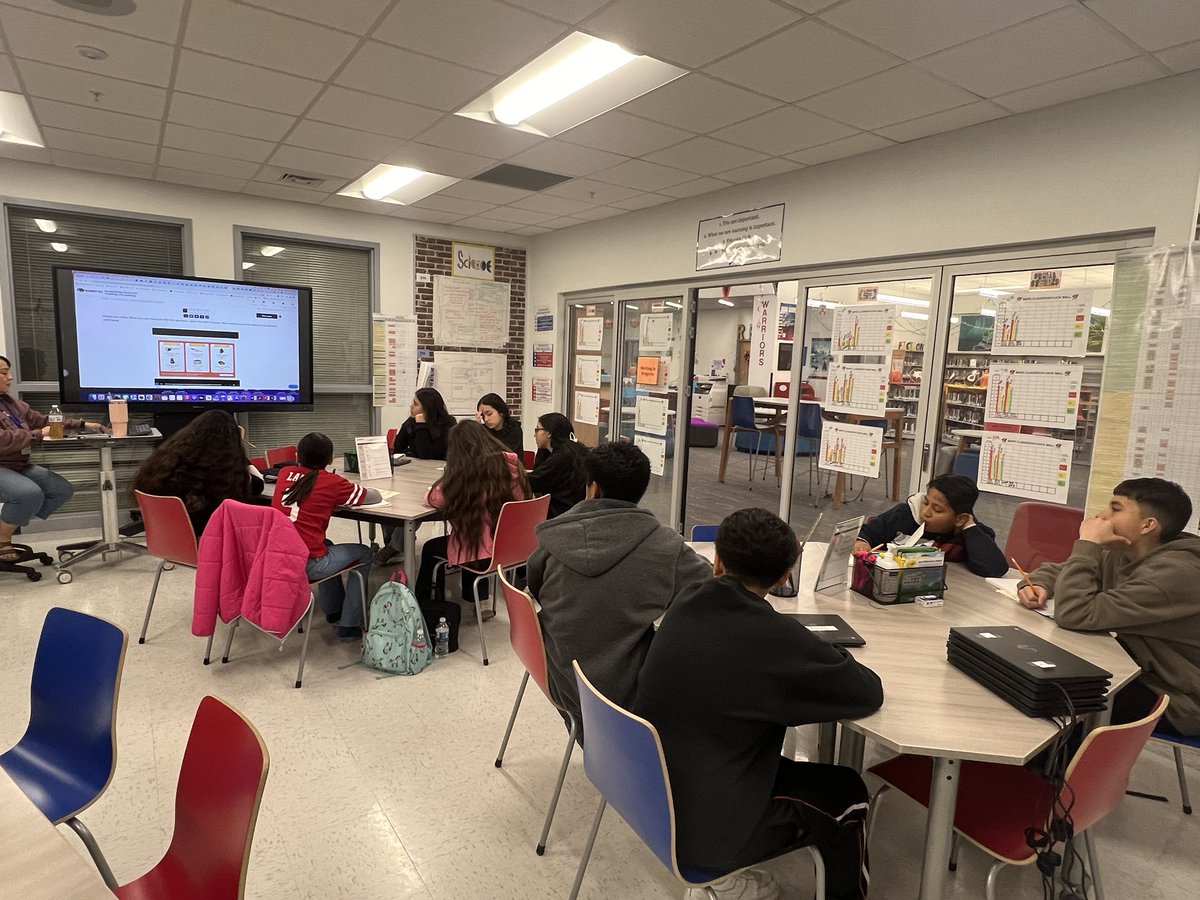 Bsanchez_BAMS's tweet image. 🤩 Woohoo! We are so proud of our dedicated Warriors for coming in every Saturday to prepare for their upcoming assessment. You got this! 👏🏼🙌 

Huge shoutout to our AMAZING teachers and instructional coaches for their commitment.
#243 🤍 ❤️💙 
#BeAChampionTODAY
#WhatWeDoMatters