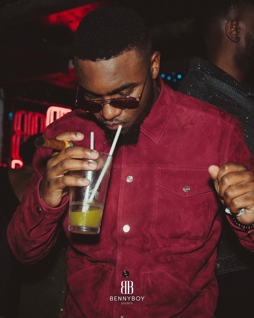 Check Out Our Valentines Day Singles Dinner Party Outfit Inspo⚡️👗🌹⁠
⁠
Get Your Ticket Here: l8r.it/aSov⁠
⁠
#valentinesday #london #singlesevent #fashioninspo #dinnerparty #londoncity #thingstodoinlondon #bennyboyevents #outfitinspo