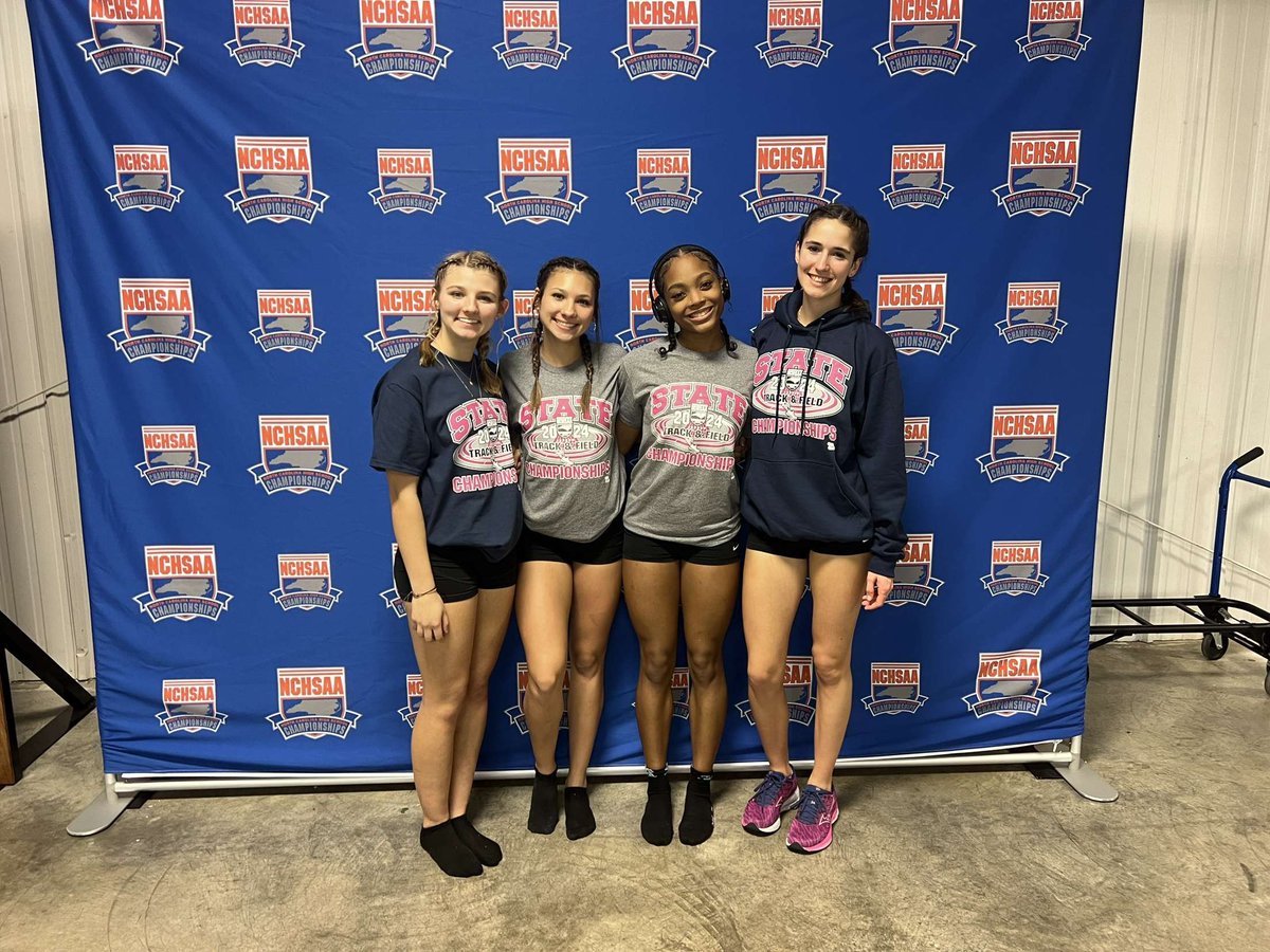 TF_Reagan's tweet photo. 🚨Indoor School Record🚨

Congratulations to Kate Henderson (JR) @KateHendy7 Alexis Vaughan (SR) @lllexiidior Carmealla Marino (JR) @Carmealla_m and Bailey Huff (JR) @bailey07_4  Setting a New Indoor School Record in the 4x4 Relay along with a new PR at the 4A State Championships https://t.co/Tvi8zg0Fnj