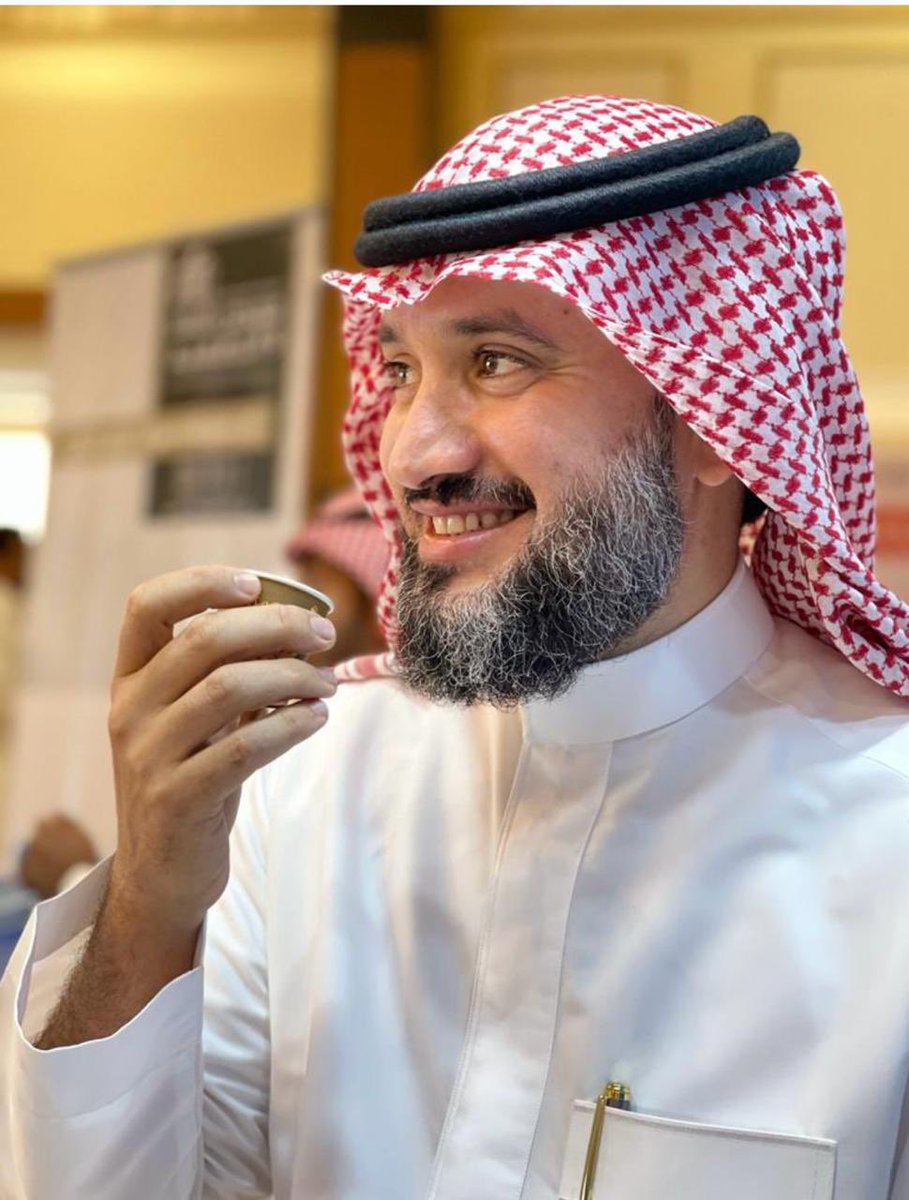 بقلوب  راضية بقضاء الله وقدره  توفي اليوم حبيبنا الغالي عبدالكريم بن عبدالرحمن الصقعبي       (ابو عادل) وسيصلى عليه عصر  غدا الاحد بجامع محمد بن عبدالوهاب  
رحمه الله وغفر له وثبته عند السؤال وجعل مثواه الجنة،وجعل ما اصابه تكفيرا لذنوبه  وألهمنا الصبر والسلوان إنا لله وإنا إليه