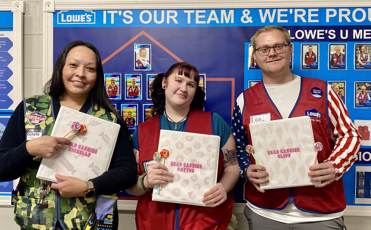 Q1 Head Cashier Meeting 🍭 
#FrontEnd1660
<a href="/BlueTeam_R21/">Lowe’s Region 21</a> 
We are ready to🍴 #HungryToWin #District1235 #1660Proud