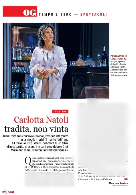 MaryLucyTang's tweet photo. In edicola su @oggisettimanale il mio articolo su #lanatraallarancia con le dichiarazioni raccolte da #CarlottaNatoli #intournée con @EmilioSolfrizzi e un’ottima compagnia, scoprite le date nel pezzo #andateateatro @silviasignore #compagniamoliere https://t.co/k9sVl2MBJK
