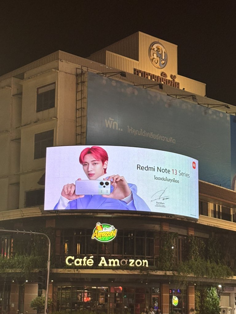 babimarktuan93's tweet photo. เจอสุดหล่ออยู่ใจกลางย่าโม🥰🥰 @BamBam1A  

#BamBam 
#RedmiNote13SeriesXBamBam
#RedmiNote13SeriesLaunch    
#RedmiNote13Series 
#โดดเด่นในทุกช็อต https://t.co/dfblfgXIYF