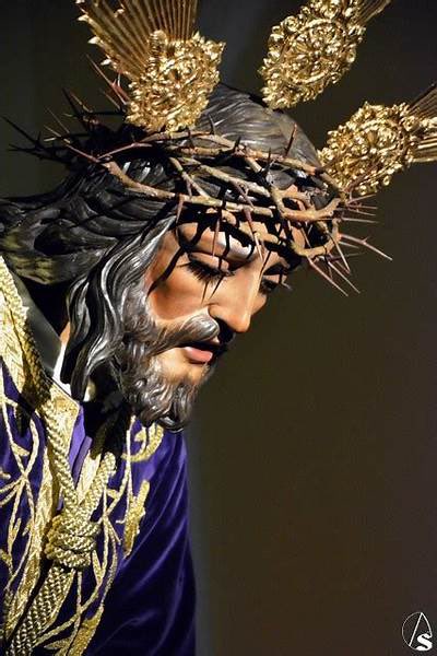 ArzobispoSaiz's tweet photo. La Hermandad de Nuestro Padre Jesús del Gran Poder, de Dos Hermanas, celebra los 125 años de su creación. Damos gracias a Dios y a María Santísima del Mayor Dolor y Traspaso por tantos años de gracia y salvación, por todos los nazarenos que nos han precedido en la Hermandad. Memoria agradecida, pasión en el compromiso cristiano del presente, con mansedumbre y humildad de corazón, y esperanza para el futuro.