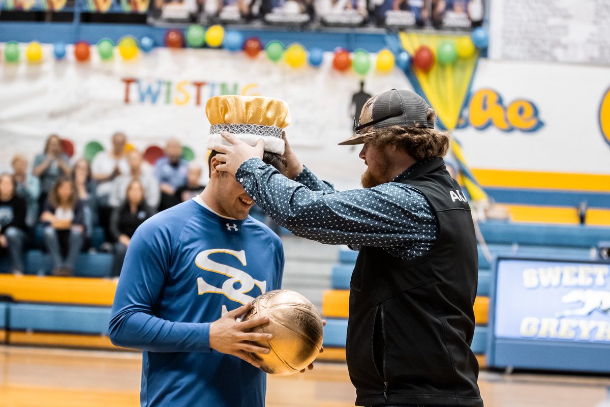 braden_17k's tweet photo. Courtwarming King ✅
Deep 3✅
Pull u 3✅
@TimothyTsmith @dohrman_adam @kaile3n_d0hrman @JerryQuickel https://t.co/8Lnuvmj1gs