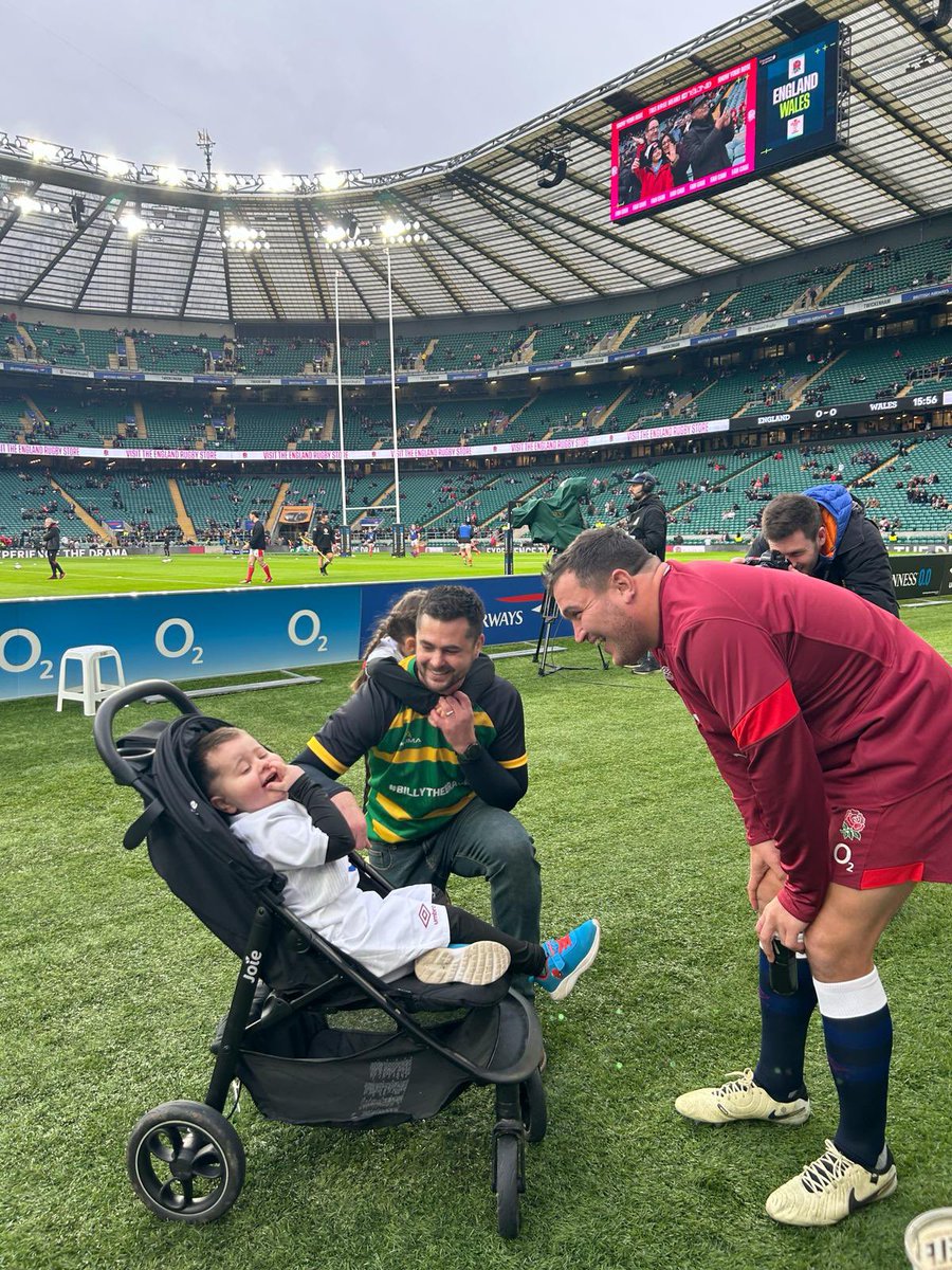 Ellie Lexie (@ellielexx) on Twitter photo New England captain is already a legend. <a href="/jamiegeorge2/">jamie george</a>
Thank you ๐๐ปโค๏ธ
@englandrugby #englandrugby #engvwales #dipg #billythebrave #dipgwarrior New England captain is already a legend. <a href="/jamiegeorge2/">jamie george</a>
Thank you ๐๐ปโค๏ธ
@englandrugby #englandrugby #engvwales #dipg #billythebrave #dipgwarrior