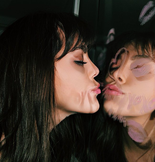 Would love to follow all you girlies on Instagram! ❤️  Drop your link, @ , etc. 🥰 https://t.co/eilXW<a href="/tag/hohoho"class="tags"><span>#hohoho</span></a>